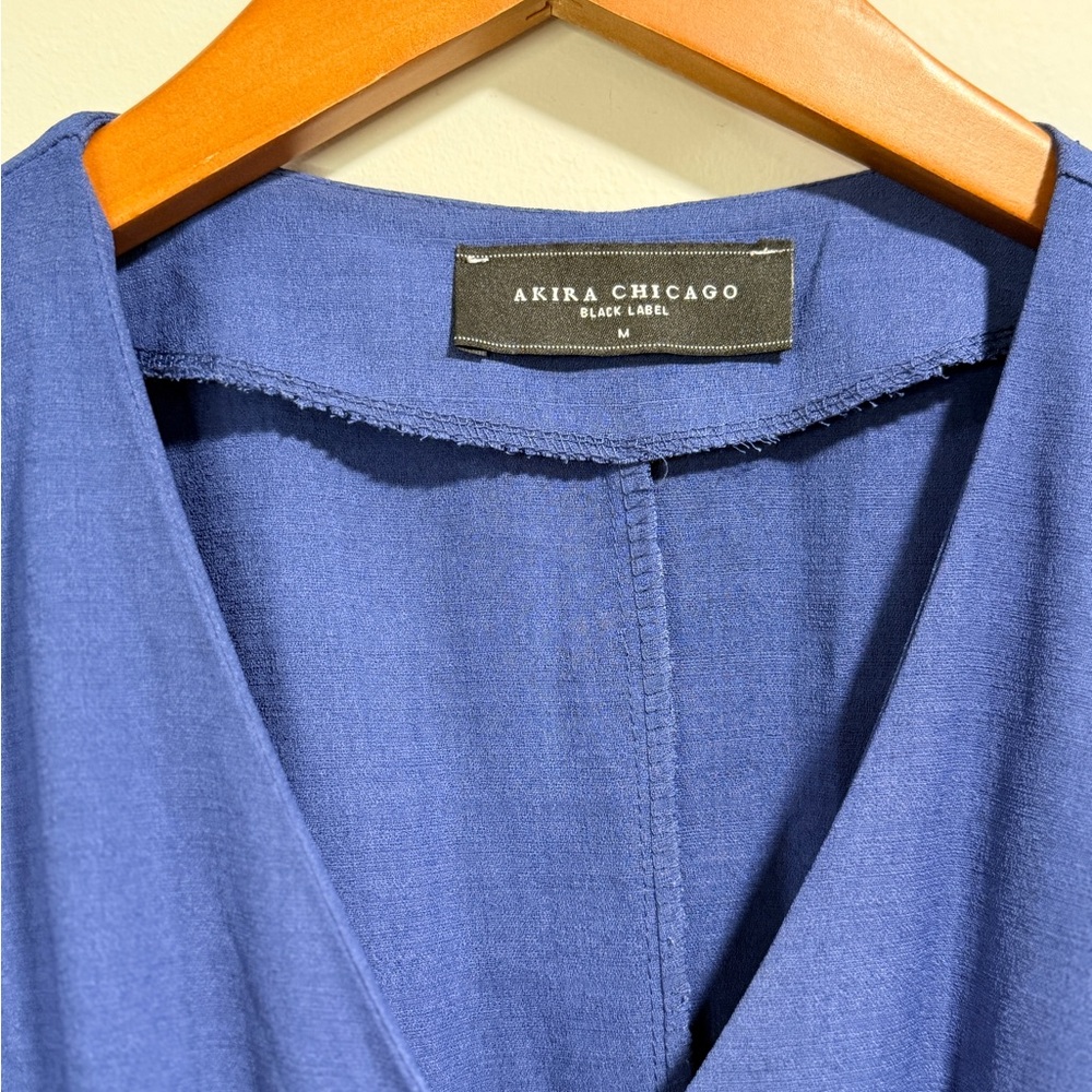 Akira Chicago Black Label Women’s Blue Romper with Flared Bell Sleeves Size M - Picture 4 of 10